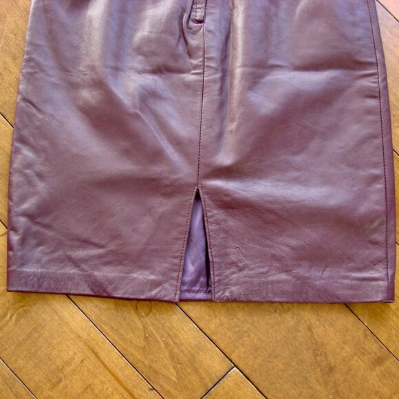 Danier Leather Pencil Skirt Deep Plum Office Vintage Size 12 or Medium - Picture 10 of 11